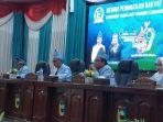 Ketua-DPRD-Tala-H-Khairil-Anwar-didampingi-dua-wakilnya-Muslimin-dan-Musdalifah.jpg
