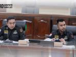 Ketua-Komisi-I-Yoga-Pinis-Suhendra-kiri-memimpin-RDPU-terkait-sengketa-lahan-di-Desa-Bukit-Mulia.jpg