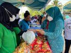 Ketua-TP-PKK-Tanbu-Buka-Operasi-Pasar-Ramadhan-1443-H.jpg