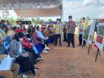 Komisi-V-DPR-RI-meninjau-jalan-baru-Bandara-Syamsudin-Noor.jpg