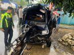 Kondisi-mobil-pikap-pasca-kecelakaan-maut-di-Desa-Binjai-Pirua-HST.jpg