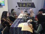 Layanan-Eazy-Passport-di-Legal-Expo-Kanwil-Kemenkumham-Kalsel-1.jpg