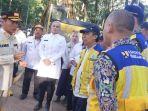 M-Yamin-beserta-jajaran-saat-mendampingi-kunjungan-Direktur-Sanitas.jpg