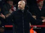Manajer-Manchester-United-Erik-ten-Hag-memberi-isyarat-selama-pertandingan-Liga-Inggris.jpg