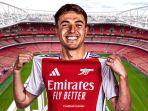 Martin-Zubimendi-memamerkan-jersey-klub-barunya-Arsenal.jpg