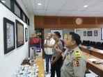 Pamen-Polri-dan-TNI-mengunjungi-Kantor-Banjarmasin-Post-di-Banjarmasin-Kalsel.jpg