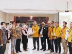 Partai-Hanura-Kalimantan-Selatan-mendaftarkan-bacaleg-Pemilu-2024-di-Kantor-KPU-Minggu-140502023.jpg