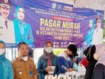 Pasar-murah-di-halaman-Kantor-Pemerintah-Kecamatan-Gambut-Selasa-120420222.jpg