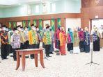 Pelantikan-185-Kepala-SMA-SMK-SLB-oleh-Gubernur-Sahbirin-Noor-pada-14-Juni-2022.jpg