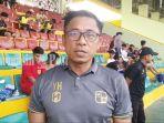 Pelatih-Kepala-Tim-Sepakbola-Pra-PON-Kalsel-2023-Yunan-Helmi-selasa-23052023.jpg