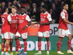Pemain-Arsenal-bergembira-menyambut-gol-dari-Bukayo-Saka.jpg