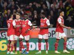 Pemain-Arsenal-dipimpin-Bukayo-Saka-kompak-merayakan-gol-bagi-timnya-di-Liga-Inggris.jpg