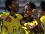 Pemain-Barito-Putera-saat-merayakan-gol-atas-Persiba-Balikpapan2.jpg
