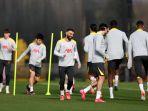 Pemain-Liverpool-kembali-menjalani-latihan-termasuk-sang-bintang-Mohamed-Salah.jpg