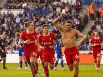 Pemain-Liverpool-merayakan-gol-dengan-selebrasi-melepas-jersey-dalam-laga-Liga-Inggris.jpg