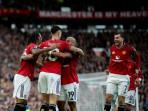 Pemain-Manchester-United-berkumpul-merayakan-gol-dalam-laga-Liga-Inggris-26-Oktober.jpg
