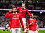 Pemain-Manchester-United-merayakan-gol-saat-laga-Liga-Inggris-3-Juni.jpg