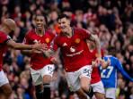 Pemain-Manchester-melakukan-selebrasi-usai-mencetak-gol-dalam-laga-Liga-Inggris.jpg