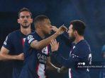 Pemain-depan-Paris-Saint-Germain-Argentina-Lionel-Messi-kanan-merayakan-gol.jpg