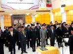 Pembacaan-teks-sumpah-dan-jabatan-terhadap-pejabat-dilantikBupati-Kotabaru.jpg