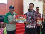 Pemenang-Lomba-TTG-Tingkat-Kabupaten-Tapin-saat-menerima-hadiah.jpg
