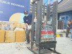 Pemusnahan-rokok-ilegal-oleh-di-Kanwil-DJBC-Kalbagsel-di-banjarmasin-Selasa-26092023.jpg
