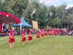 Penampilan-penari-Bagintur-saat-penutupan-Kemah-Budaya-di-Balangan-Minggu-27112022.jpg