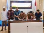 Penandatanganan-komitmen-penanaman-padi-apung.jpg