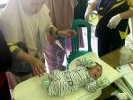 Penemuan-bayi-berjenis-kelamin-laki-laki-di-Desa-Tamiang-Bakung12.jpg