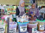 Penjual-bumbu-dapur-atau-untuk-masakan-di-Pasar-Rakyat-Kota-Kandangan-hss-kalsel-Selasa-11042023.jpg