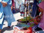 Penjual-bunga-di-kawasan-wisata-religi-Sekumpul-Martapura-Kabupaten-Banjar-kalsel-Minggu-25092022.jpg