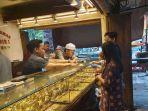 Penjualan-Emas-di-Toko-Taisir-I-Kota-Banjarmasin.jpg