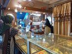 Penjualan-emas-di-Pasar-Banjarmasin-Cek-harga-emas-99.jpg