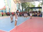 Penonton-memadatai-Lapangan-Pelajar-Barabai-menyaksikan-Pertandingan-Turnamen-Voli-1.jpg