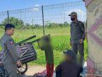 Perseonel-Satpol-PP-Banjarbaru-saat-menertibkan-Kelurga-Manusia-Gerobak.jpg