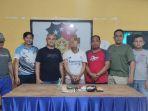 Personel-Polsek-Tumbang-Titi-amankan-tersangka-dan-barang-bukti-narkoba.jpg