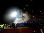 Petandingan-Arema-FC-dan-Persebaya-Surabaya-di-Stadion-Kanjuruhan-Kepanjen-Malang.jpg