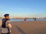 Petugas-Pos-Jaga-Polairud-Polresta-Banjarmasin-saat-melakukan-patroli-ke-wilayah-Pantai-Gosong.jpg