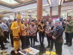 Pj-Bupati-HSS-H-Hermasnyah-bersama-Presiden-RI-dan-Wapres.jpg