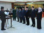 Pj-Bupati-HSU-H-Zakly-Asswan-secara-resmi-melantik-enam-pejabat-yang-terpilih.jpg
