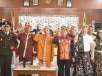 Plt-Bupati-Kapuas-HM-Nafiah-Ibnor-mengikuti-Upacara-hut-ke-78-ri-Kamis-17082023-1.jpg<pf>Mengikuti-Upacara-Detik-detik-Proklamasi-hut-ke-78-ri-dari-Aula-Bapelitbangda-Kapuas-17082023.jpg<pf>Plt-Bupati-Kapuas-HM-Nafiah-Ibnor-mengikuti-Upacara-hut-ke-78-ri-Kamis-17082023-2.jpg