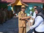 Plt-Bupati-Kapuas-HM-Nafiah-Ibnor-serahkan-SK-PPPK.jpg