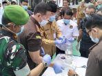Proses-pemusnahan-narkoba-dengan-cara-di-blander-oleh-Kejaksaan-Negeri-HST.jpg