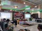 Proses-pleno-rekapitulasi-hasil-pilkada-tingkat-Kabupaten-di-HST2.jpg
