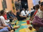 Puluhan-warga-Rt-47-Tatah-Belayung-berkumpul-untuk-mengikuti-penyuluhan.jpg