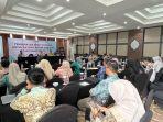 RSUD-Damanhuri-Barabai-saat-membuka-forum-pembahasan-draft-Perbup.jpg
