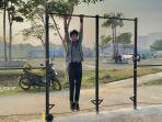 RTH-Citraland-dilengkapi-dengan-fasilitas-gym-seperti-pull-up-dan-chinning-bar.jpg