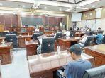 Rapat-Dengar-Pendapat-pekerja-dan-manajemen-PT-SNS-di-DPRD-tala-Senin-27112023.jpg