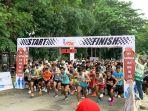 Ratusan-pelari-yang-mengikuti-event-IKA-Fahutan-Run-10K-202312.jpg