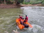 Relawan-melakukan-pencarian-Sadina-Galang-Anugrah-12-bocah.jpg
